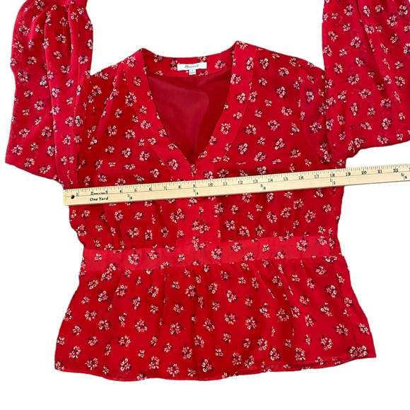 Madewell V-Neck Peplum Top in Little Lilies - Picture 7 of 10
